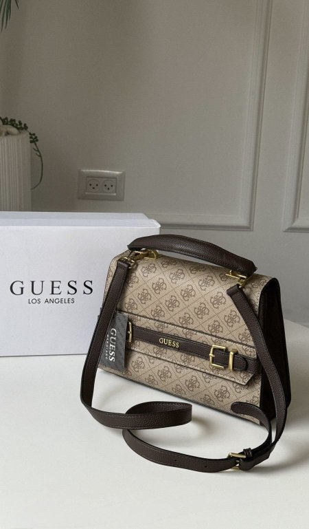 شنتة - Guess كواليتي ماستر / شامل علبة الشركة